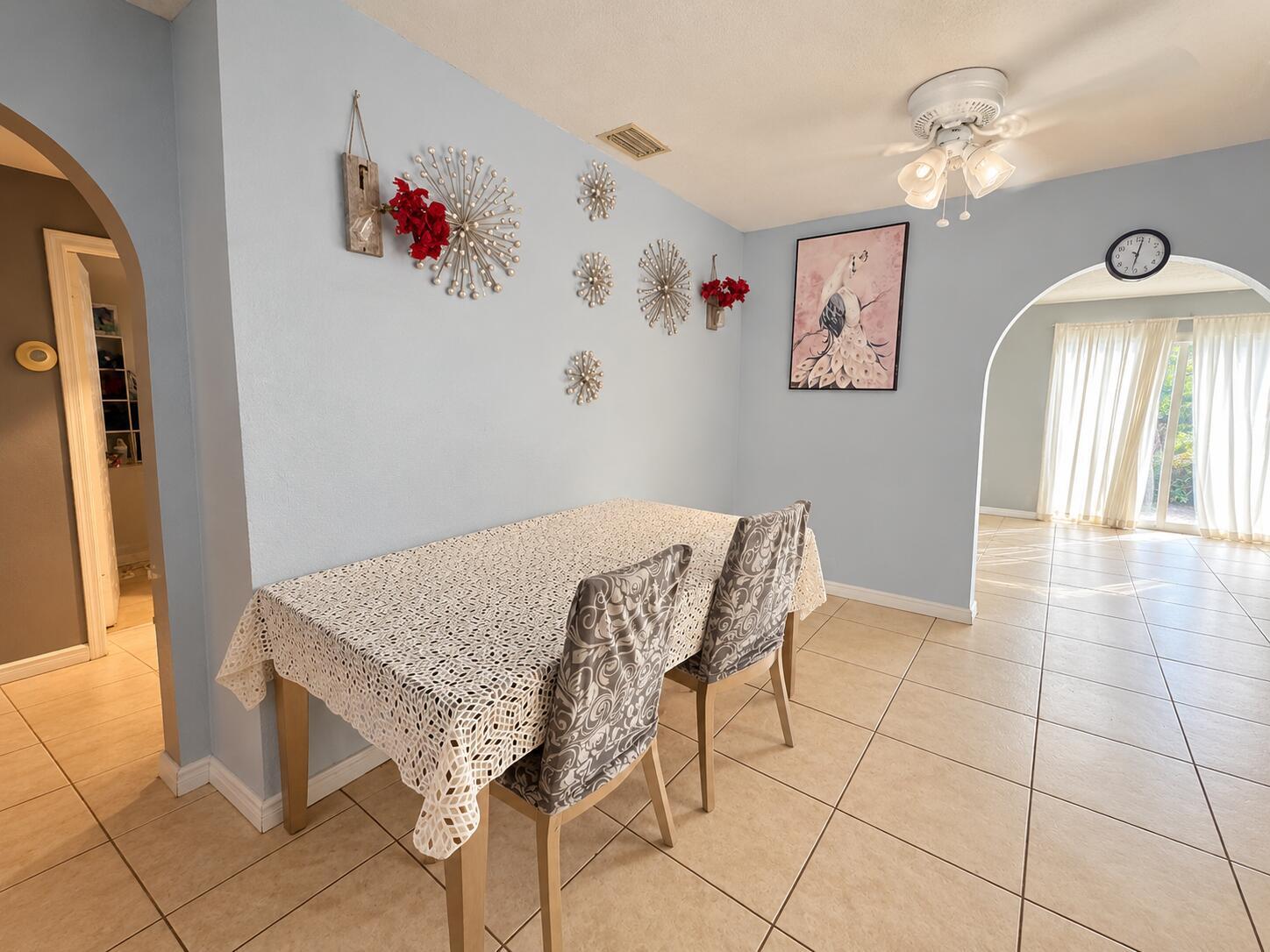 3464 ARTESIAN Drive, Lake Worth FL 33462 photo 4