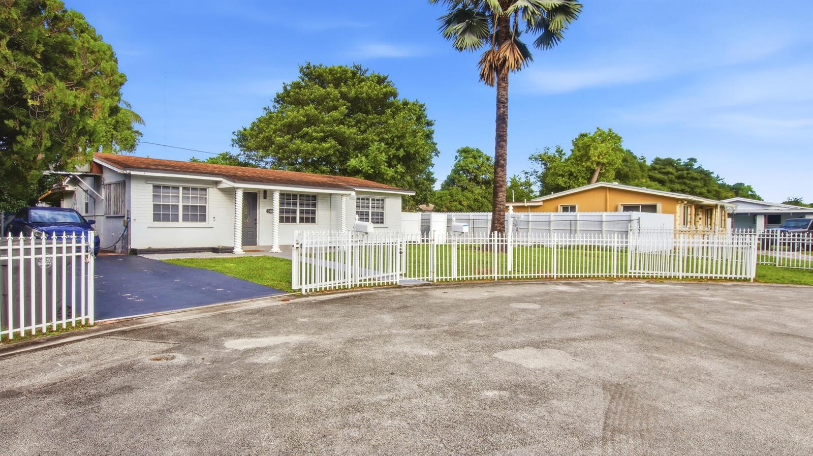 3907 SW 59TH Avenue # 1, West Park FL 33023 photo 4