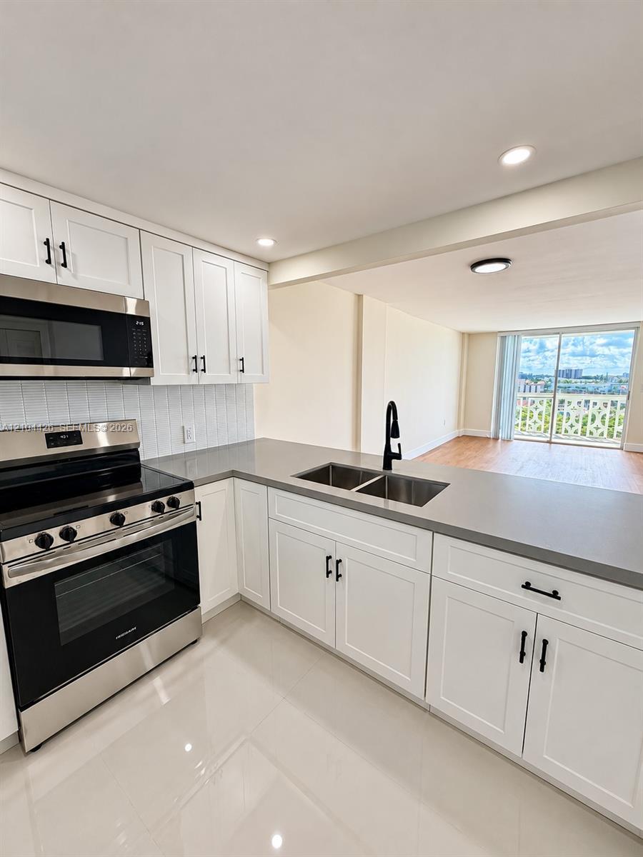 13155 Ixora Ct # 804, North Miami FL 33181 photo 5