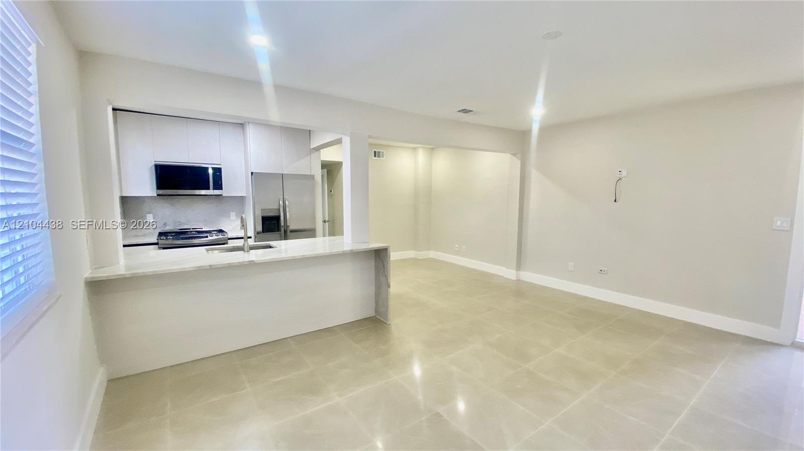 8540 Byron Ave # 1A, Miami Beach FL 33141 photo 2