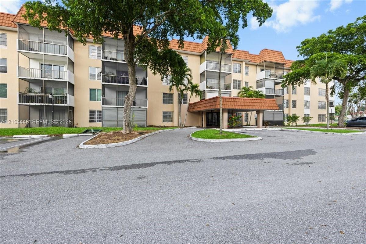 4154 Inverrary Dr # 312, Lauderhill FL 33319 photo 2