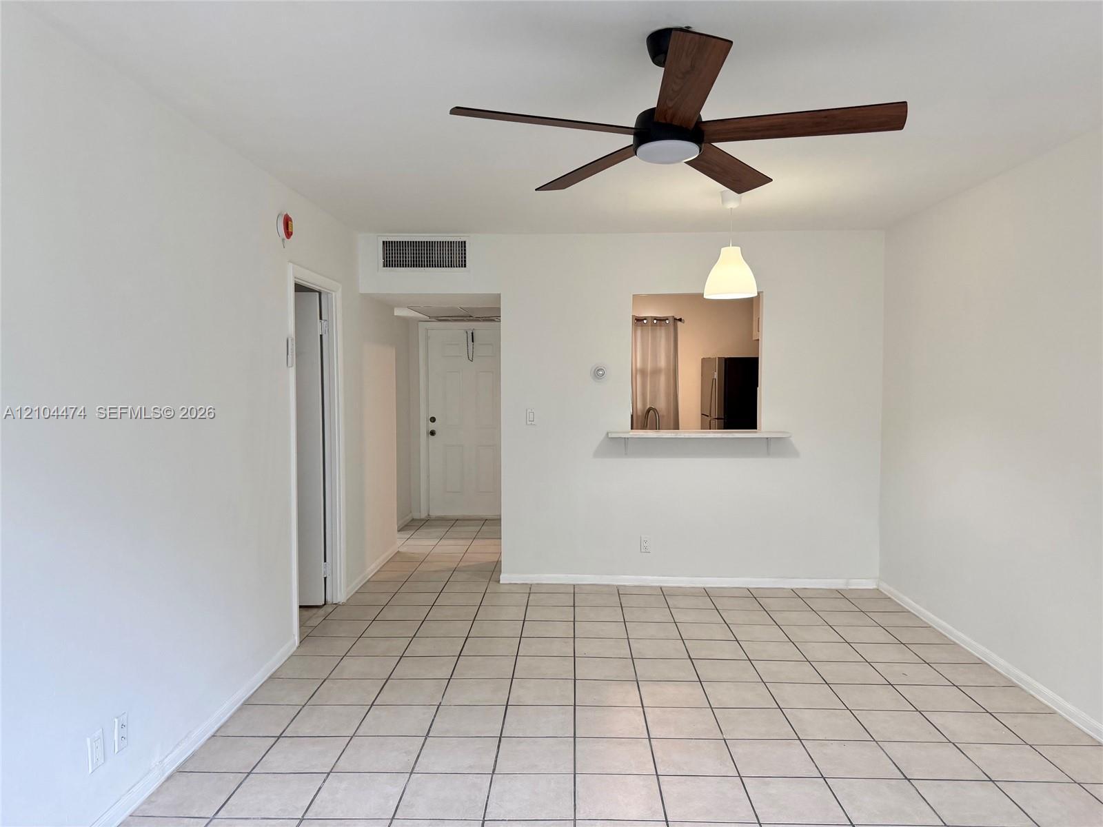 5001 W Oakland Park Blvd # 305, Lauderdale Lakes FL 33313 photo 4