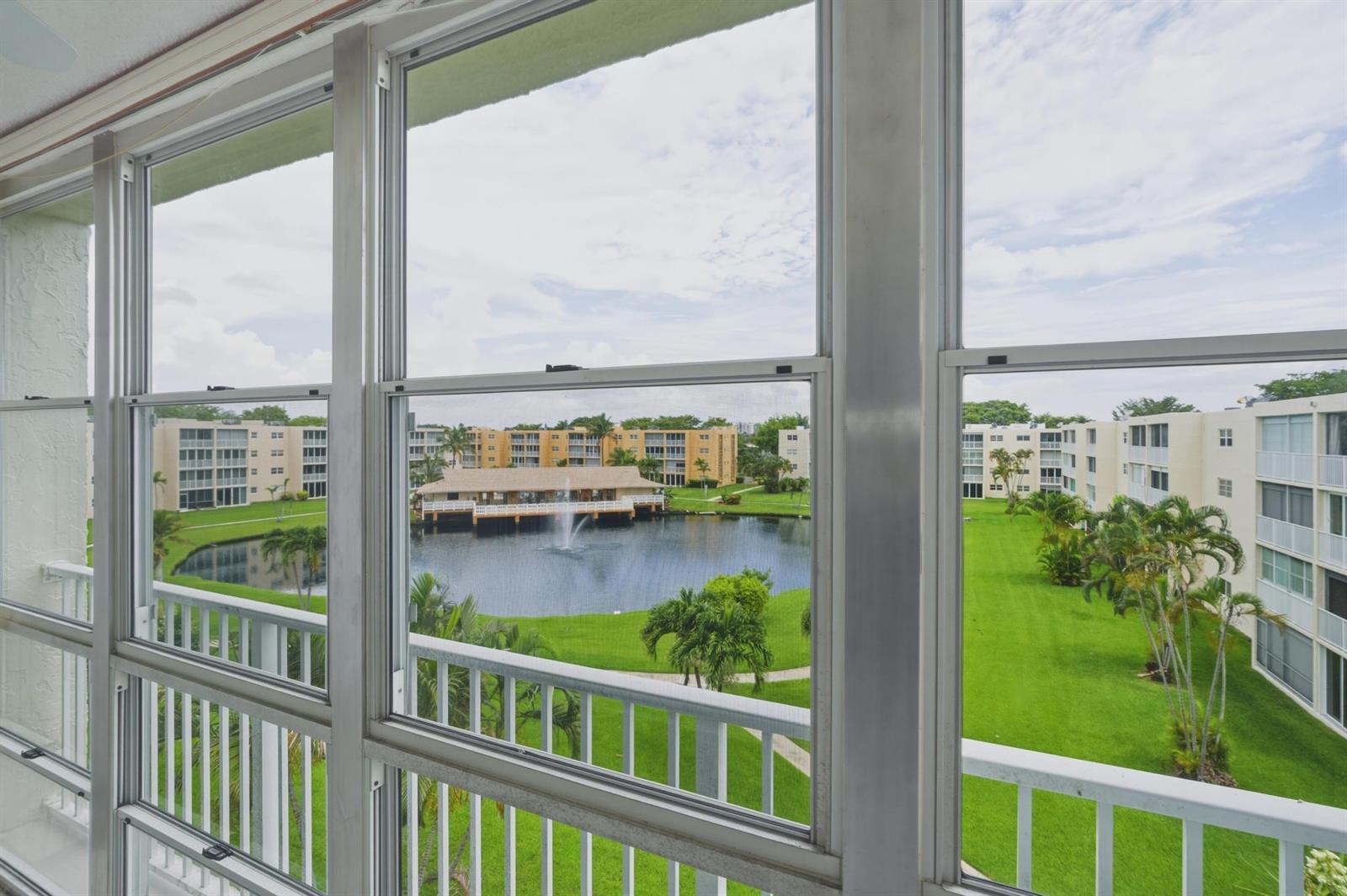 205 SE 11th Terrace, Dania Beach FL 33004 photo 2