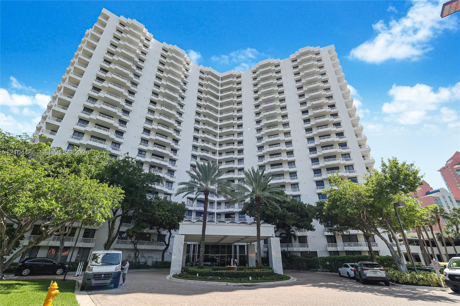 3300 NE 192nd St # 703, Aventura FL 33180