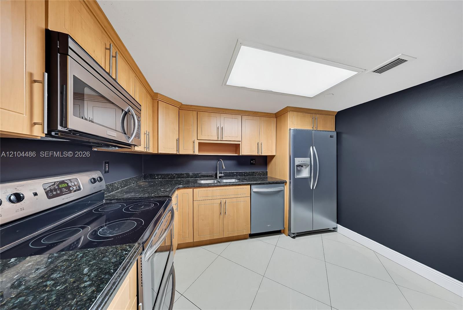 3300 NE 192nd St # 703, Aventura FL 33180 photo 5