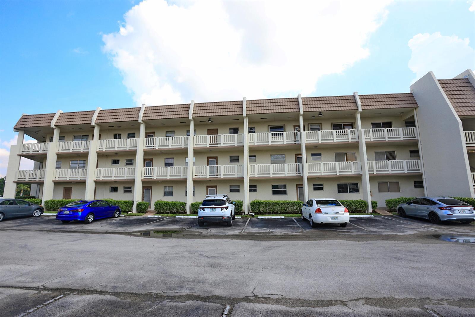 6850 Royal Palm Boulevard # 211G, Margate FL 33063 photo 3
