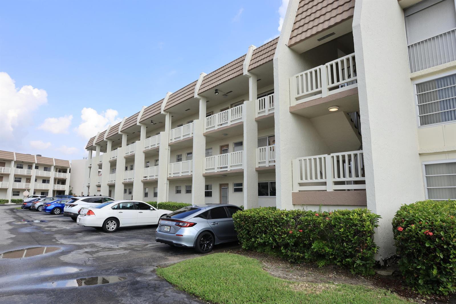 6850 Royal Palm Boulevard # 211G, Margate FL 33063 photo 5