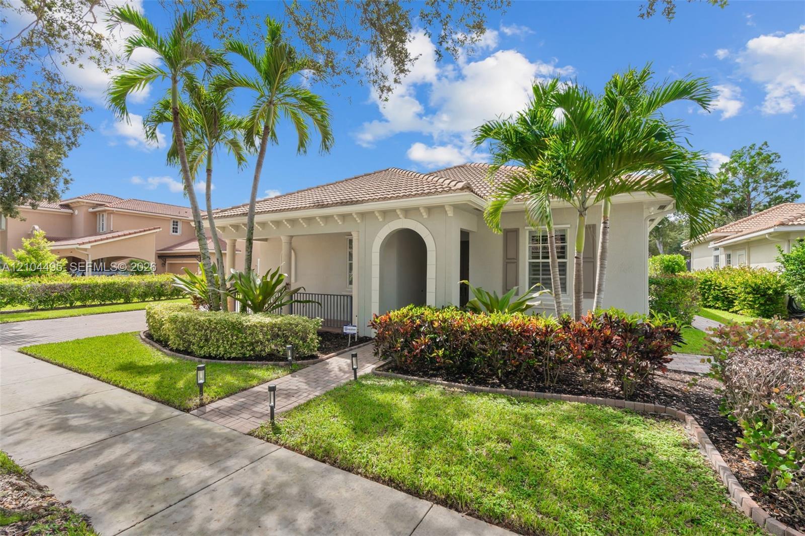 143 Via Catalunha, Jupiter FL 33458 photo 2