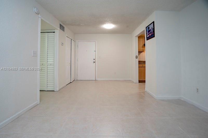606 W 81st St # 111, Hialeah FL 33014 photo 4