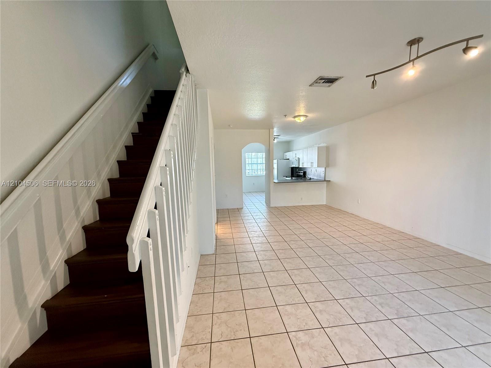 5670 NW 116th Ave # 205, Doral FL 33178 photo 2