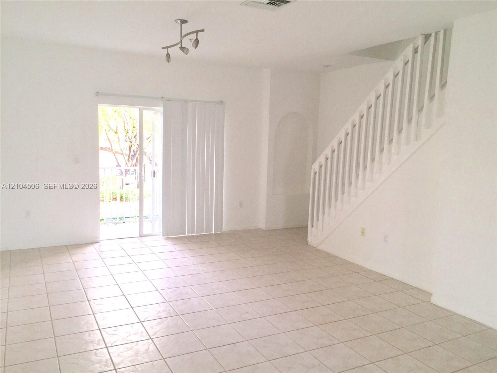5670 NW 116th Ave # 205, Doral FL 33178 photo 4