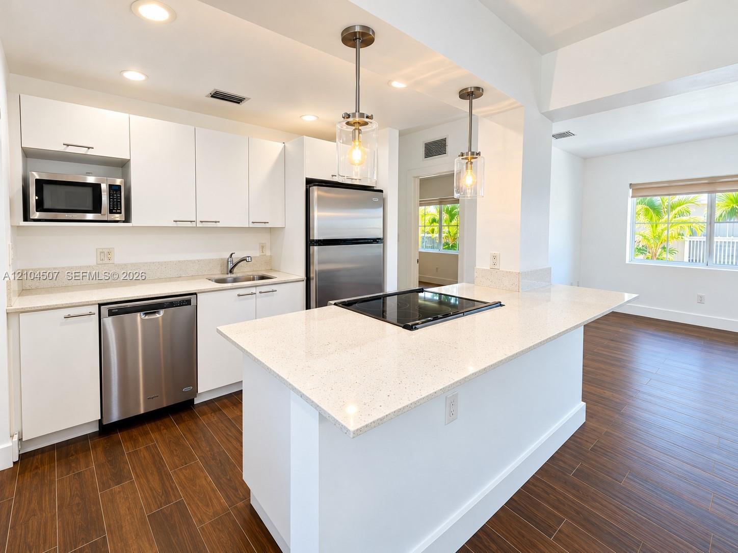1001 Bay Dr # 945, Miami Beach FL 33141 photo 2