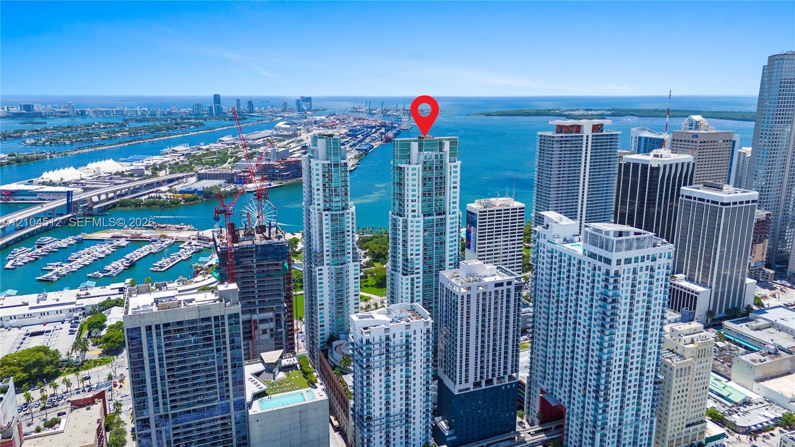 253 NE 2nd St # 424, Miami FL 33132 photo 2