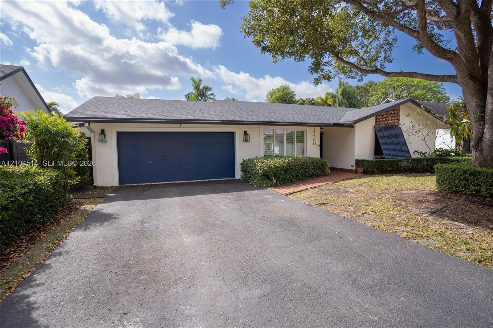 13360 SW 99th Ter, Miami FL 33186 photo 2
