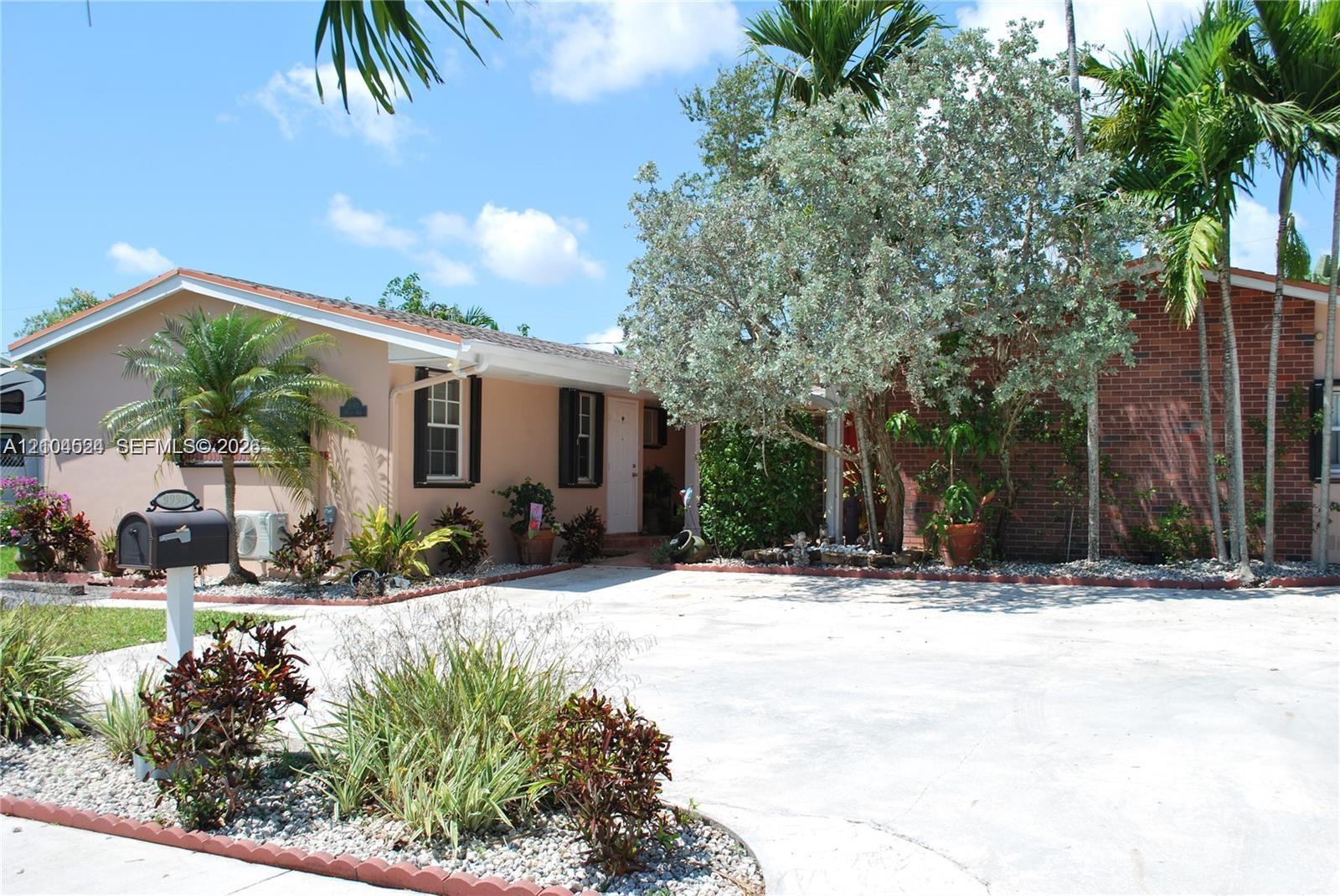9990 Marlin Rd, Cutler Bay FL 33157