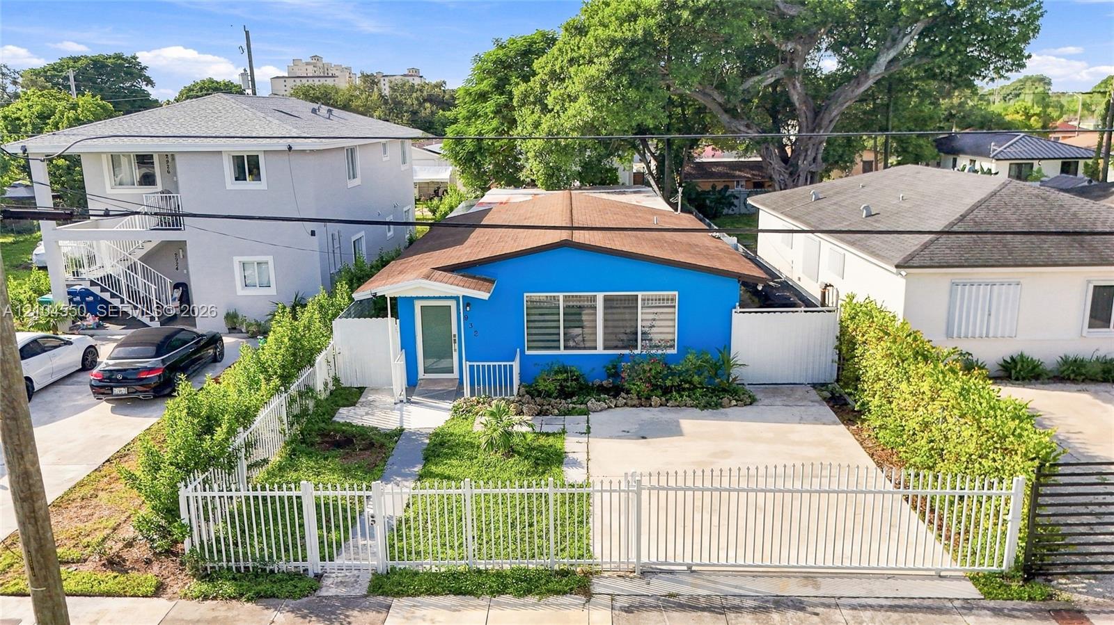 2932 NW 58th St, Miami FL 33142 photo 3