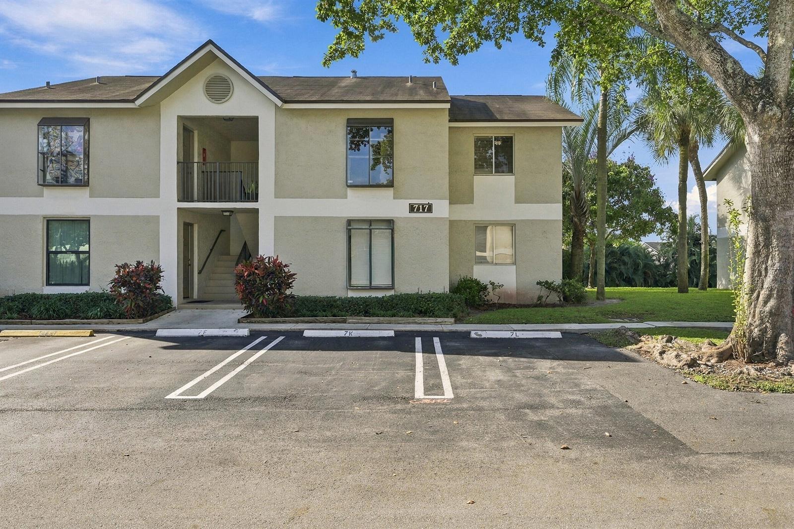 717 Gardens Drive # 206, Pompano Beach FL 33069 photo 3