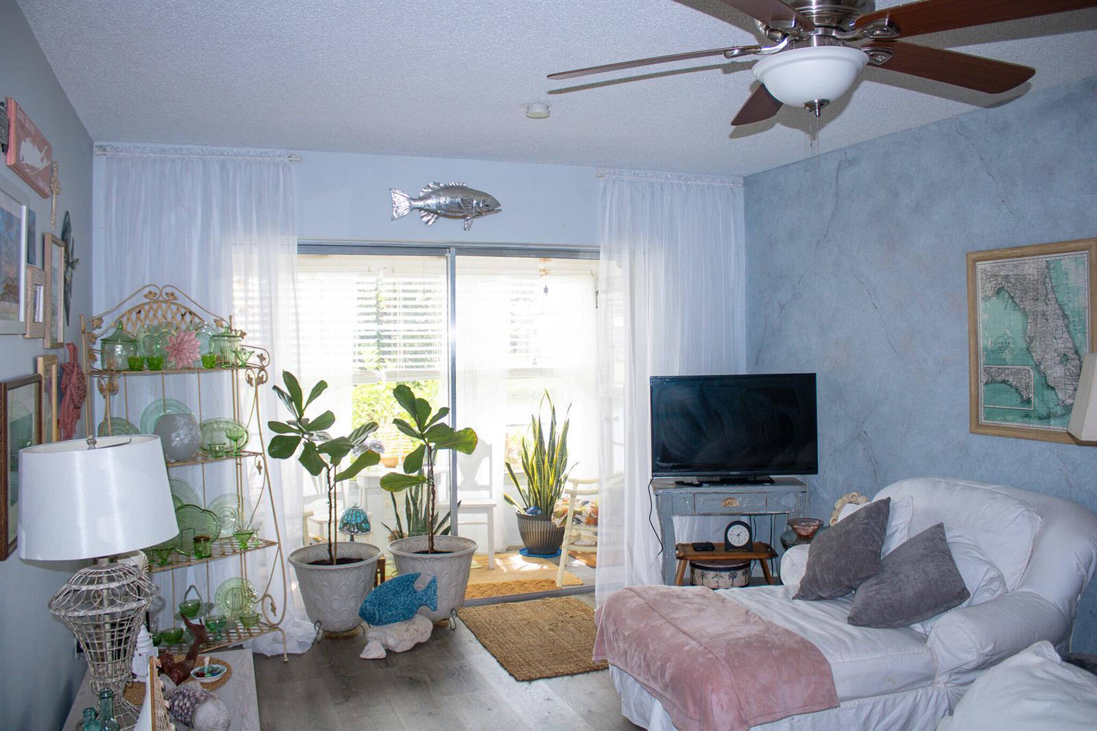 108 Lake Evelyn Drive, West Palm Beach FL 33411 photo 5