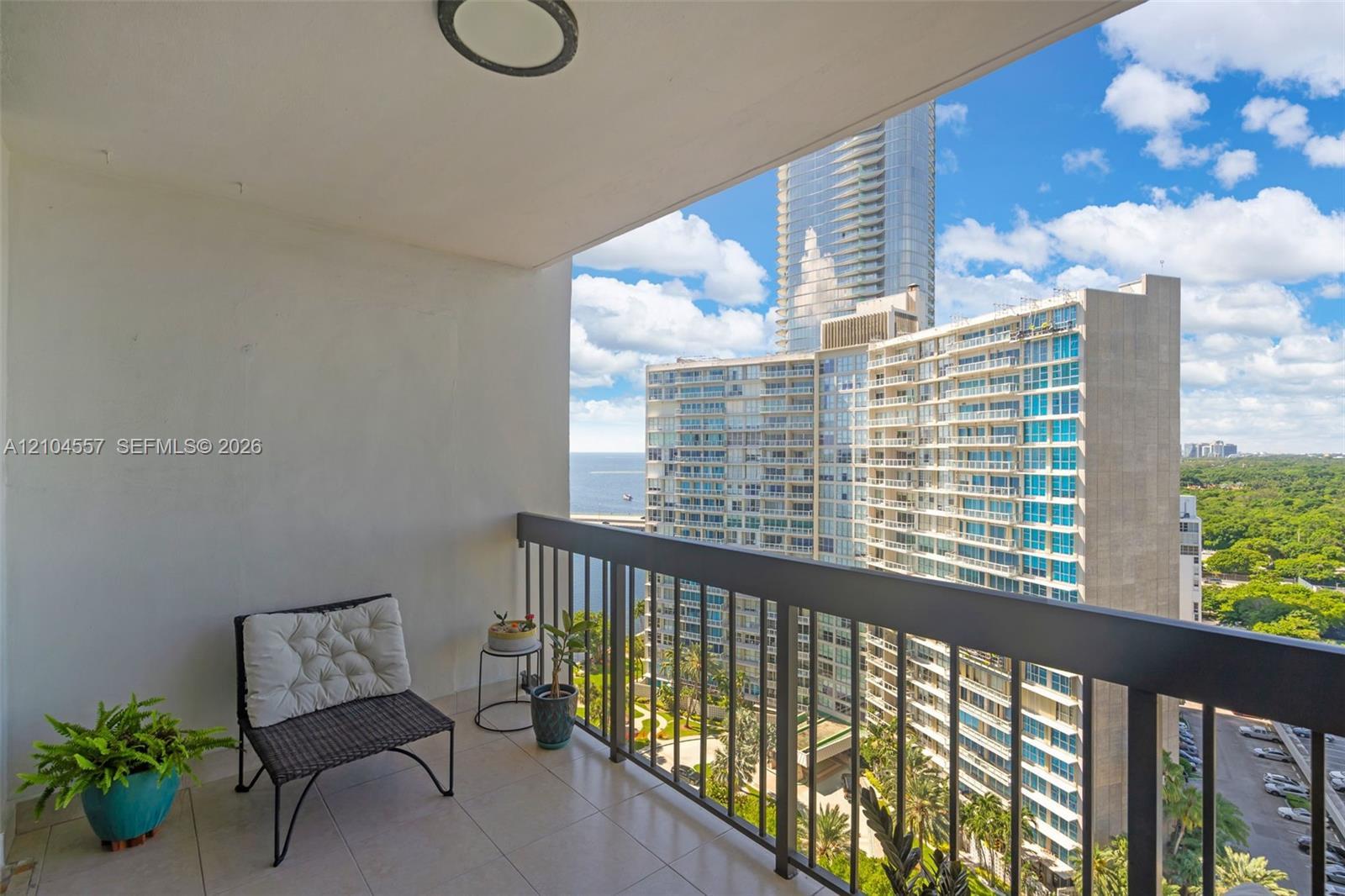2333 Brickell Ave # 1808, Miami FL 33129 photo 2