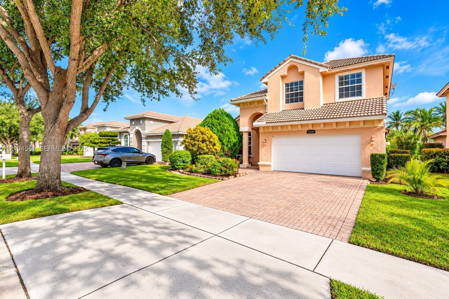 15203 SW 52nd St, Miramar FL 33027 photo 2