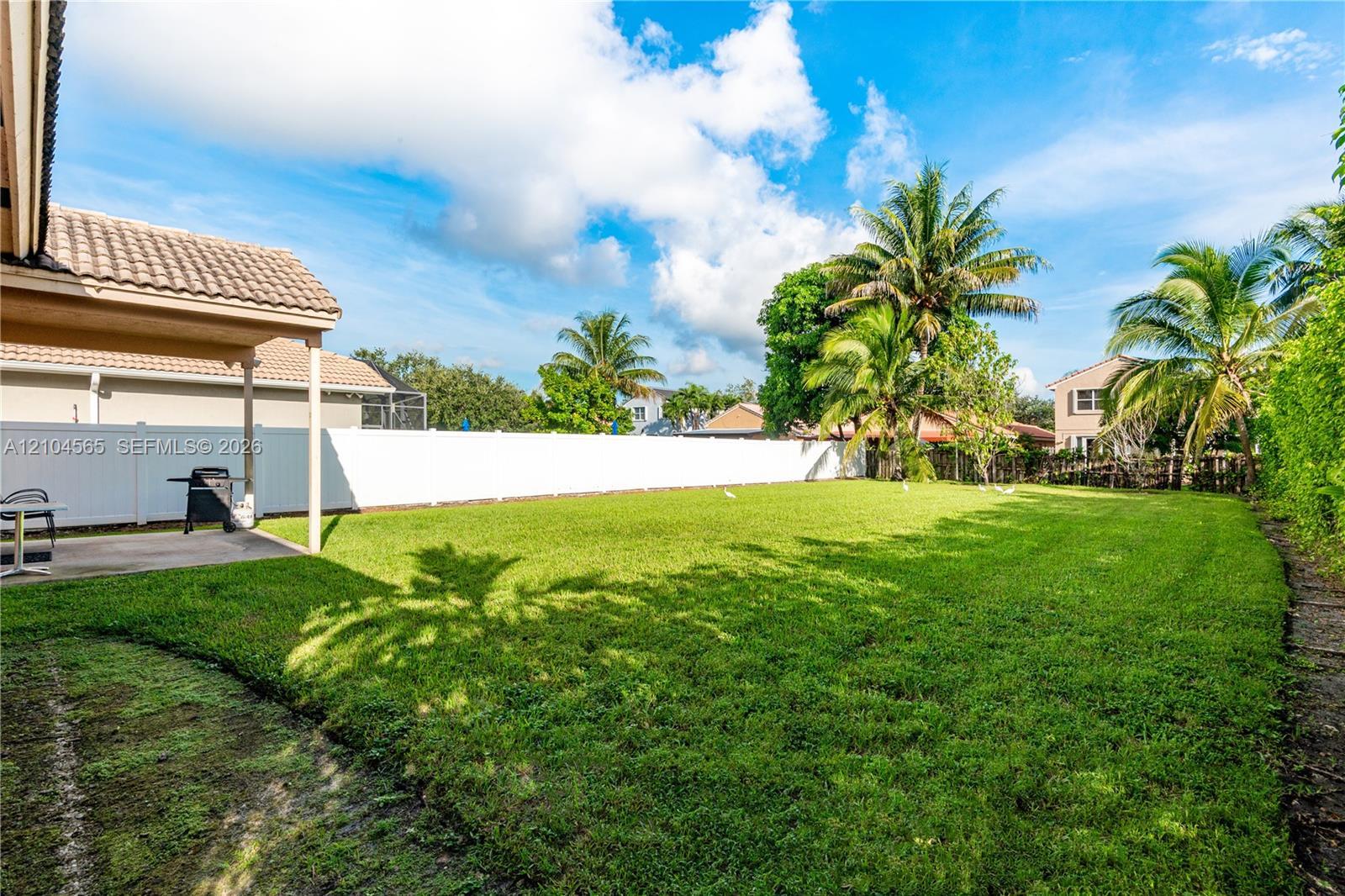 15203 SW 52nd St, Miramar FL 33027 photo 3