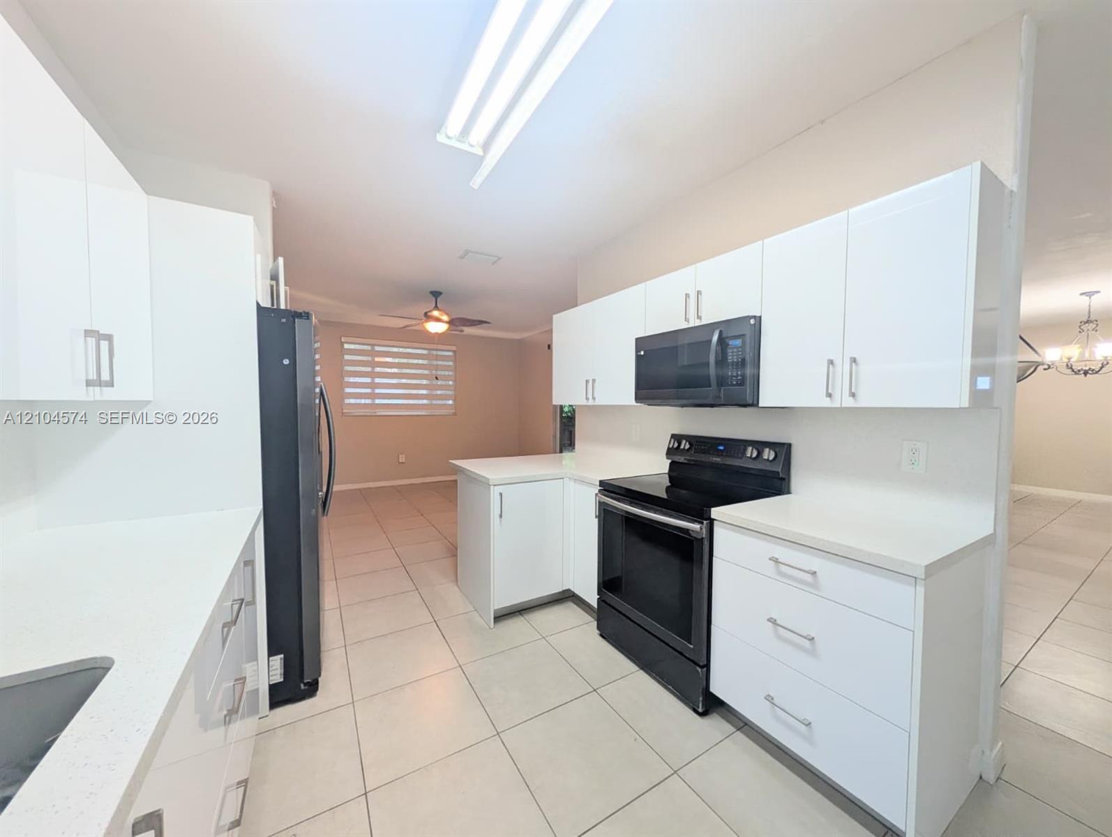 1025 NE 16th Ave, Homestead FL 33033 photo 5