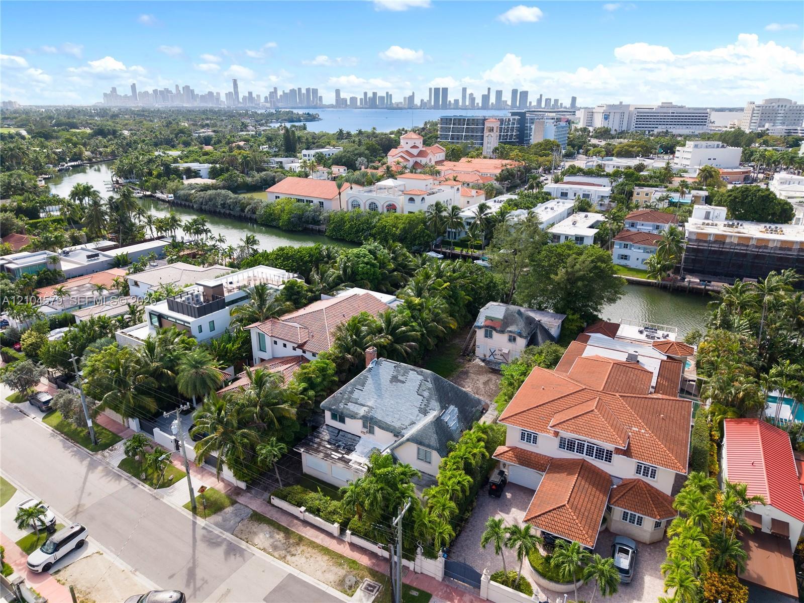 3746 Chase Ave, Miami Beach FL 33140 photo 3