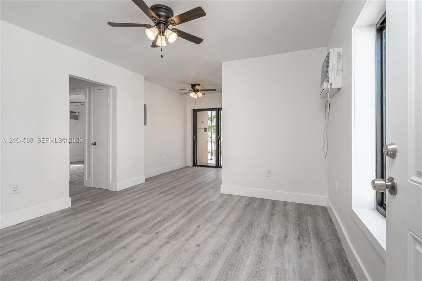 852 SW 1st St # 4, Miami FL 33130 photo 4
