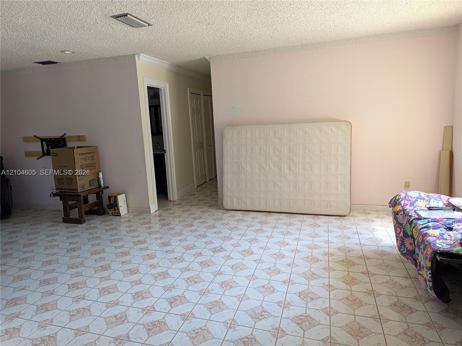 12601 SW 195th Ter, Miami FL 33177 photo 5