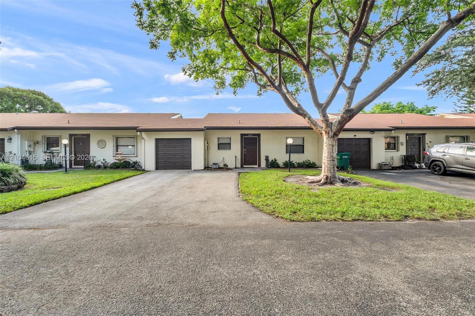 6633 N Parkway Dr # 7, Margate FL 33068 photo 2