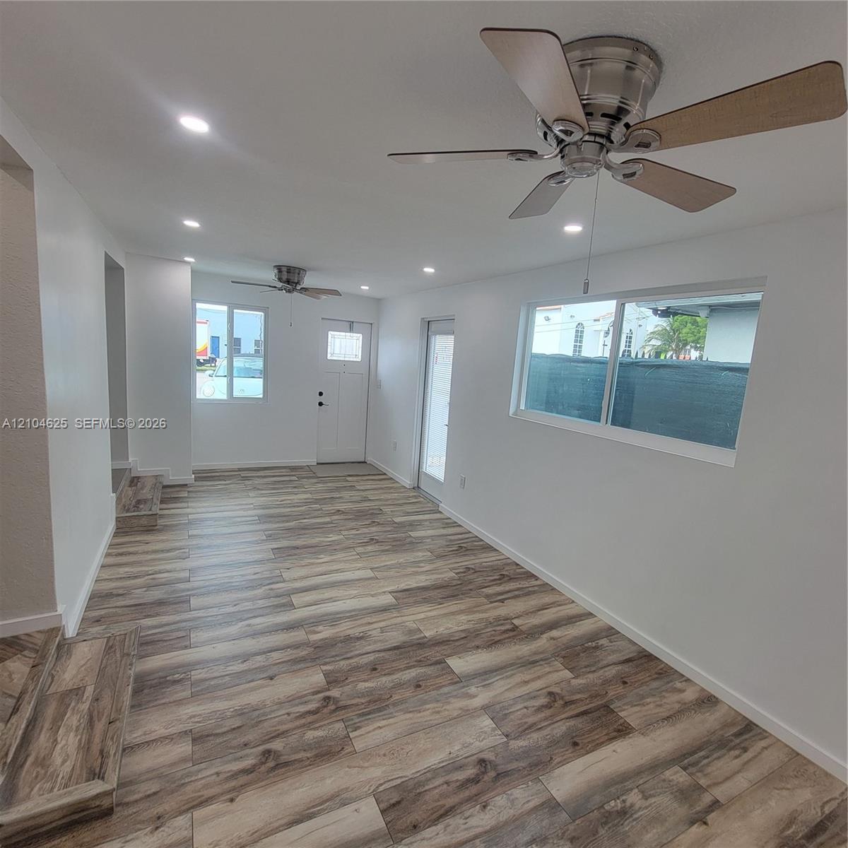 1039 W 23rd St, Hialeah FL 33010 photo 3