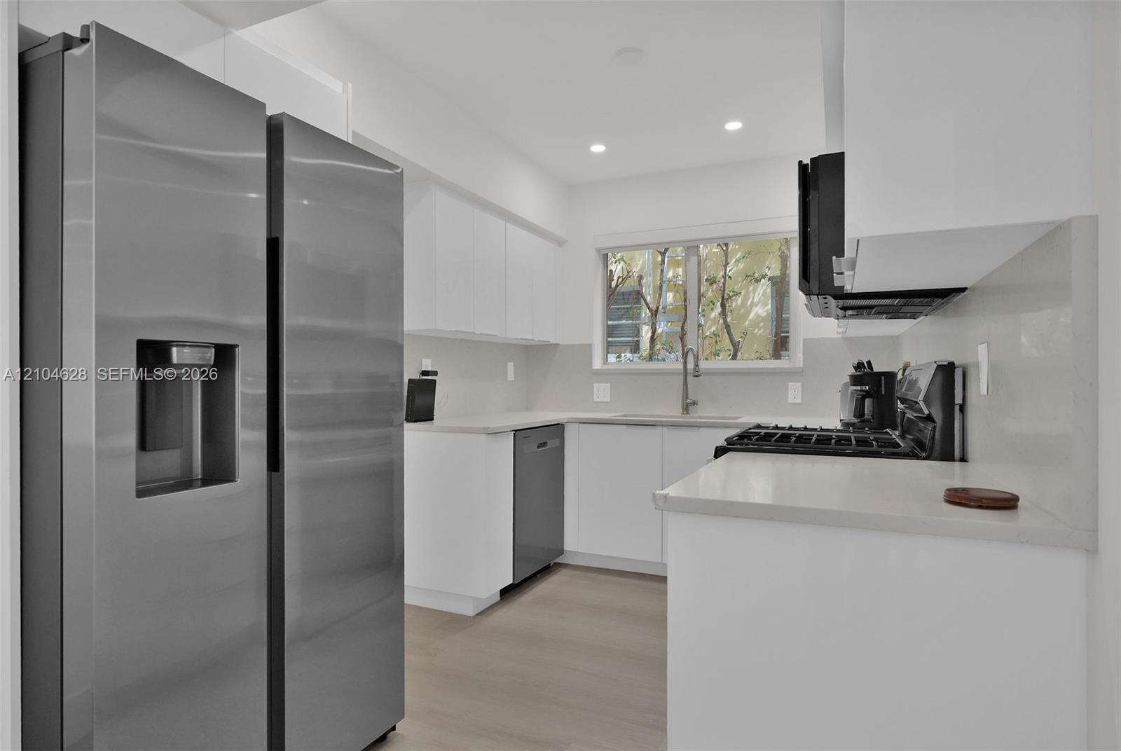 4800 Pine Tree Dr # 101, Miami Beach FL 33140 photo 5