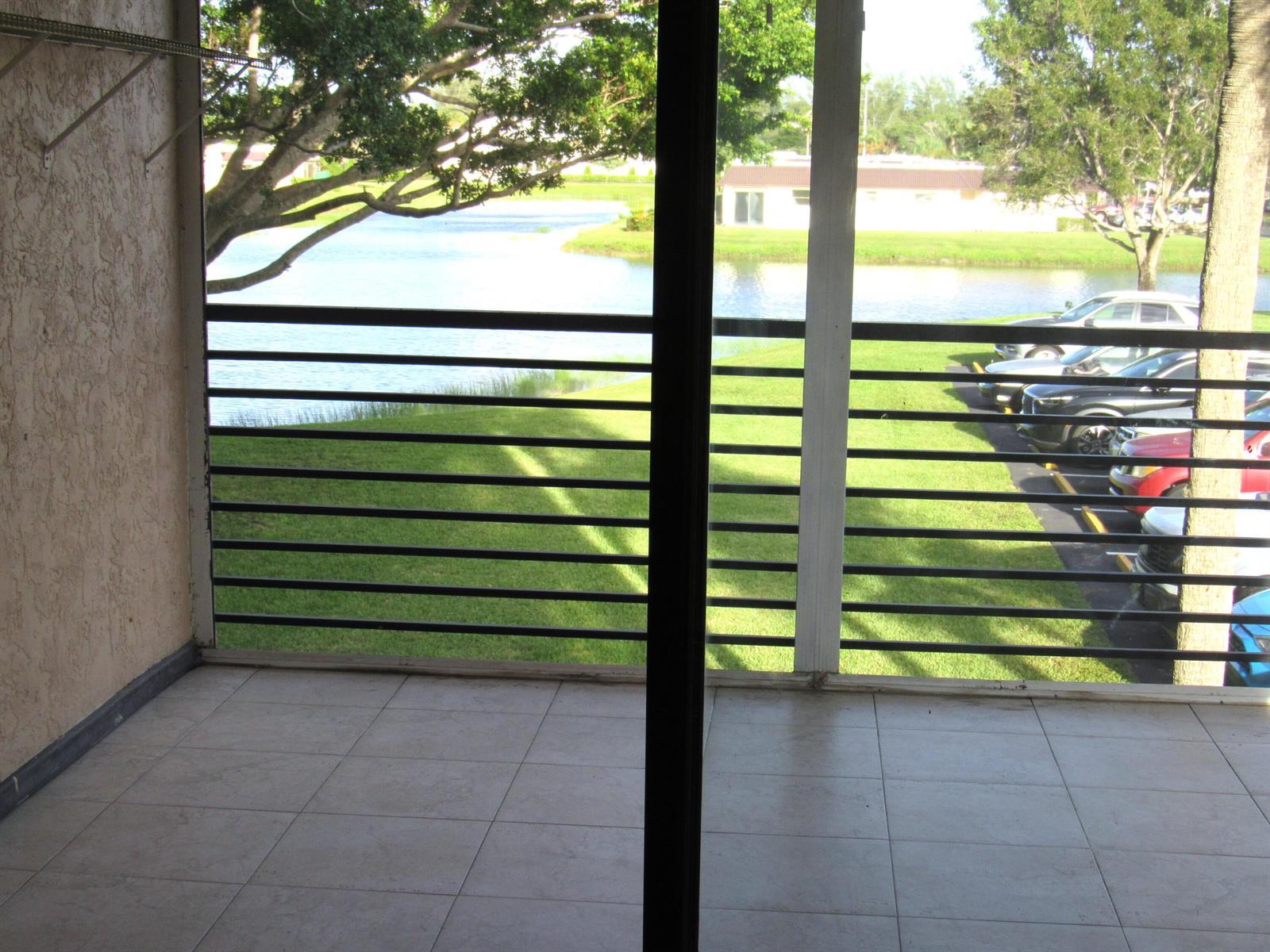 140 LAKE NANCY Lane # 216, West Palm Beach FL 33411 photo 3