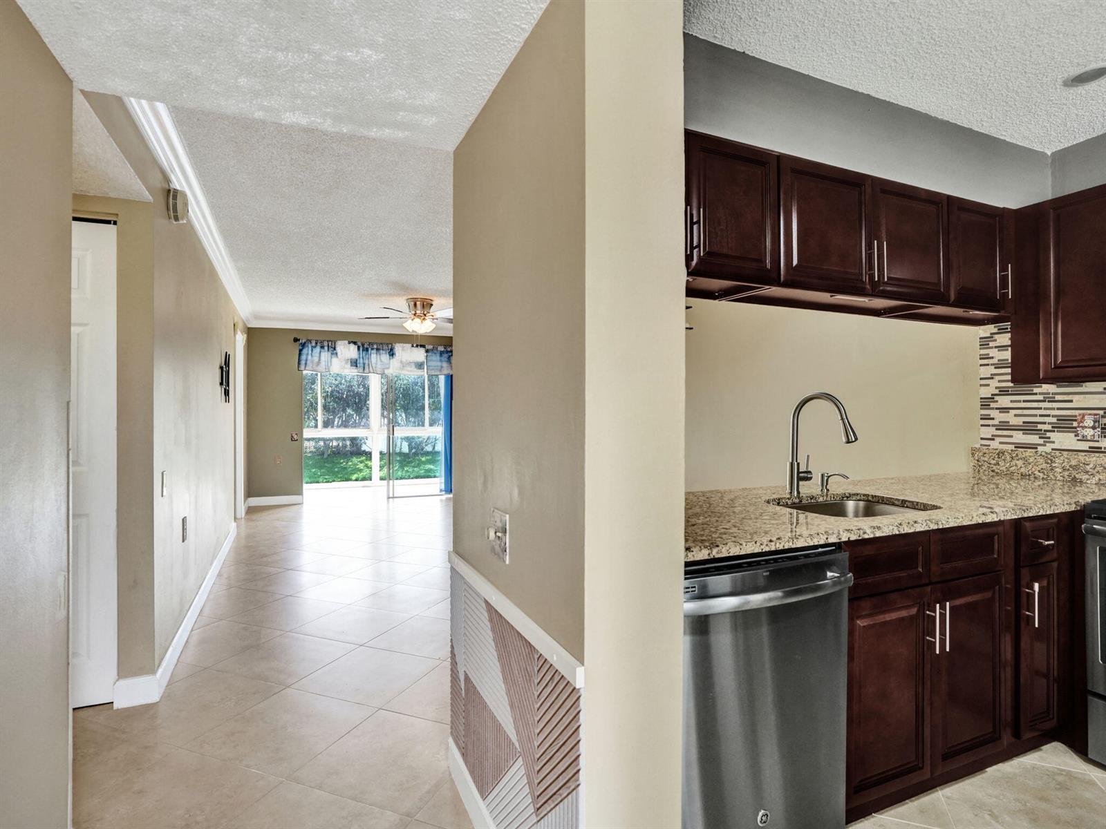2707 Nassau Bend, Coconut Creek FL 33066 photo 5