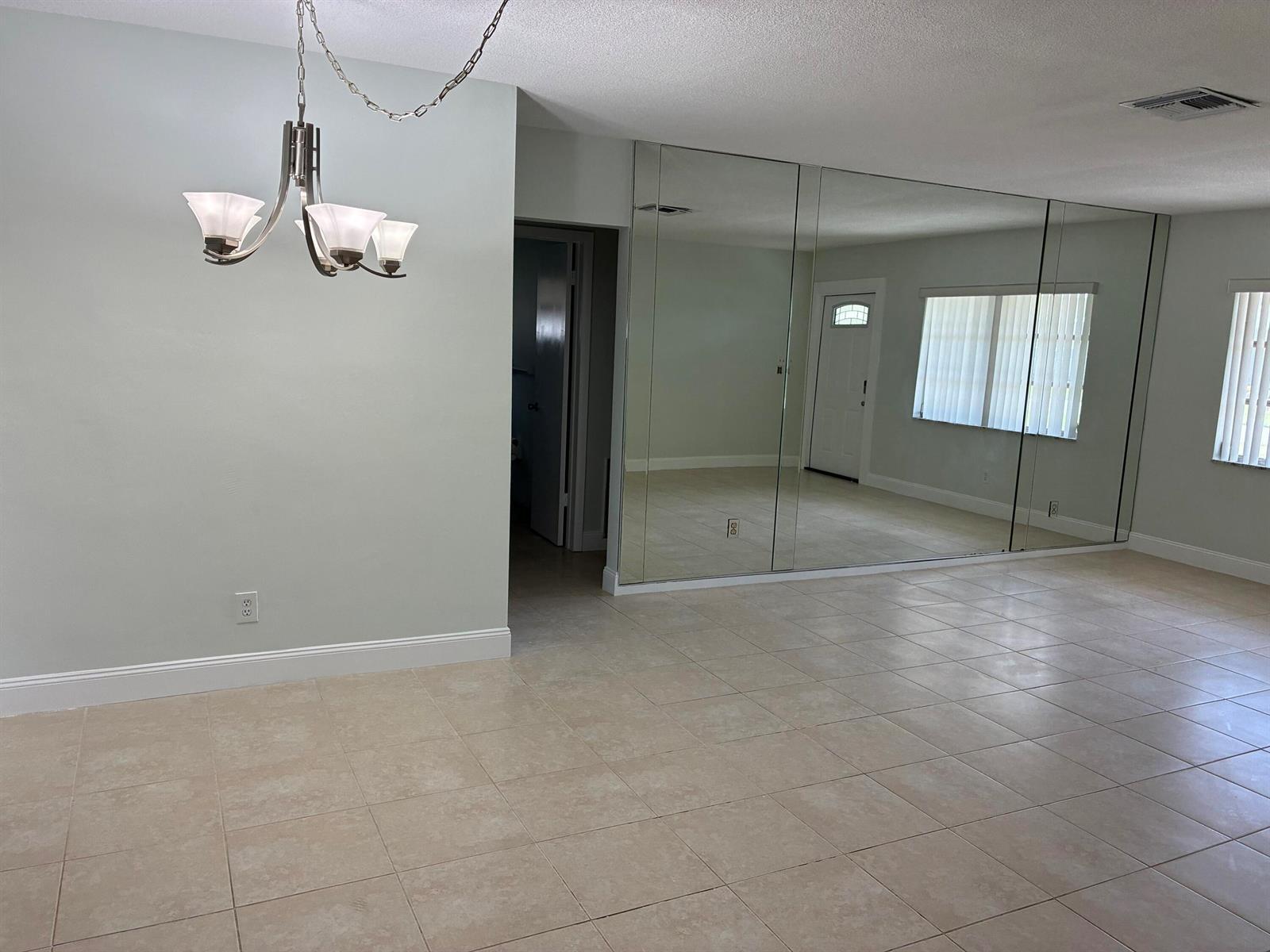 9505 NW 73RD Street, Tamarac FL 33321 photo 3