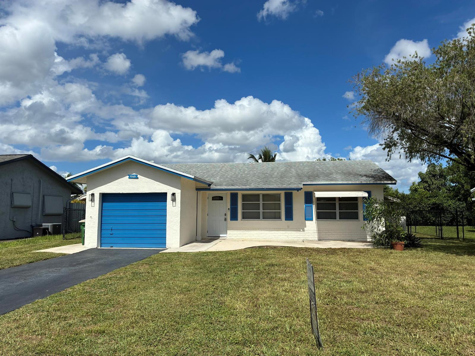 9505 NW 73RD Street, Tamarac FL 33321