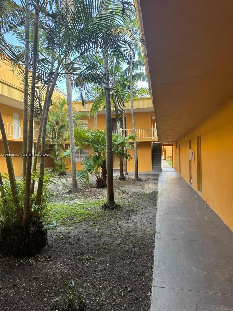 17901 NW 68th Ave # R102, Hialeah FL 33015 photo 2