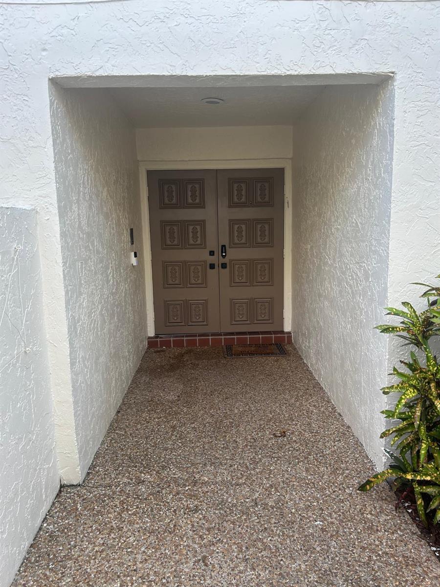6945 PALMAR Court, Boca Raton FL 33433 photo 3