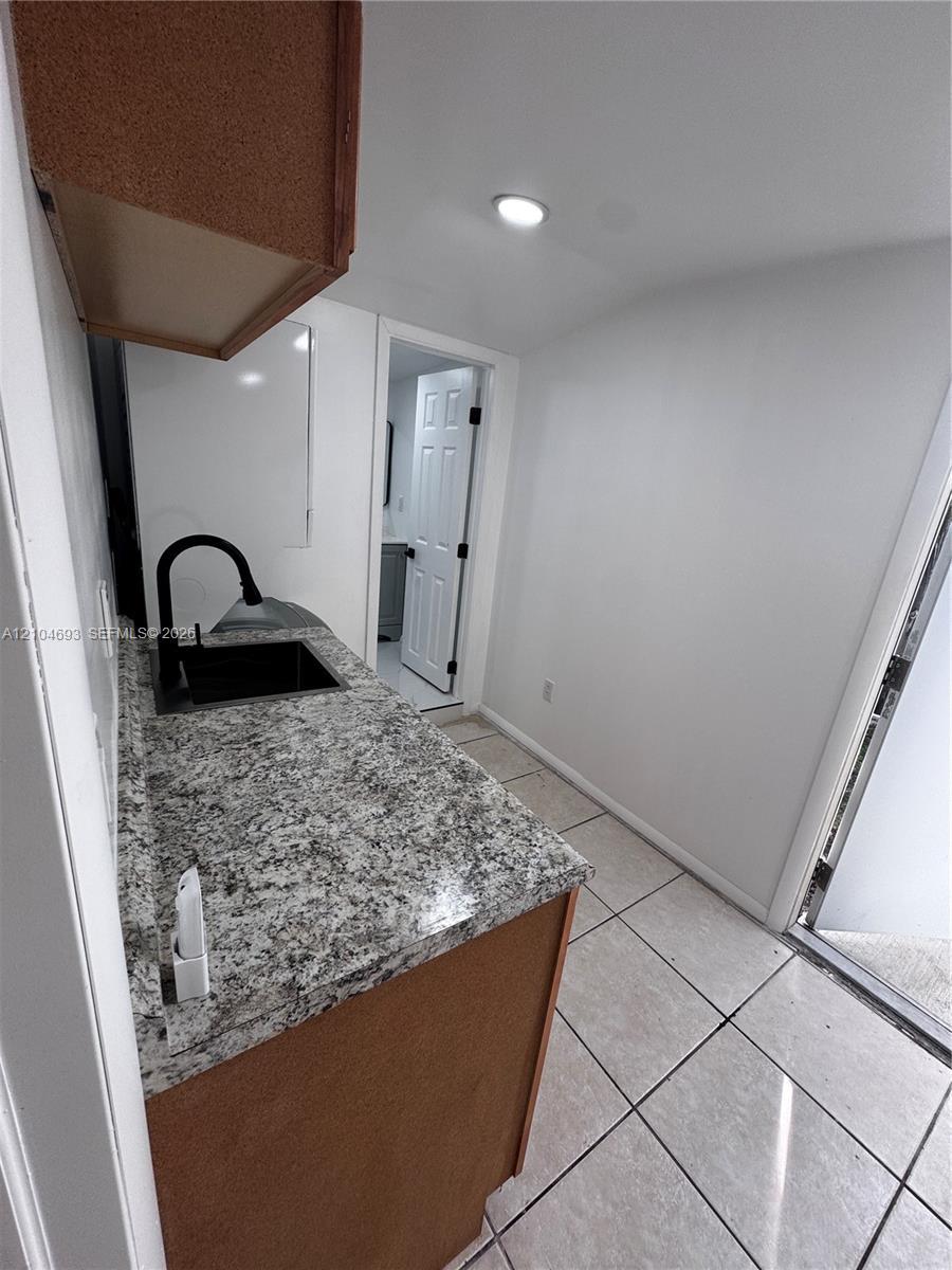Miami, FL 33177 photo 3