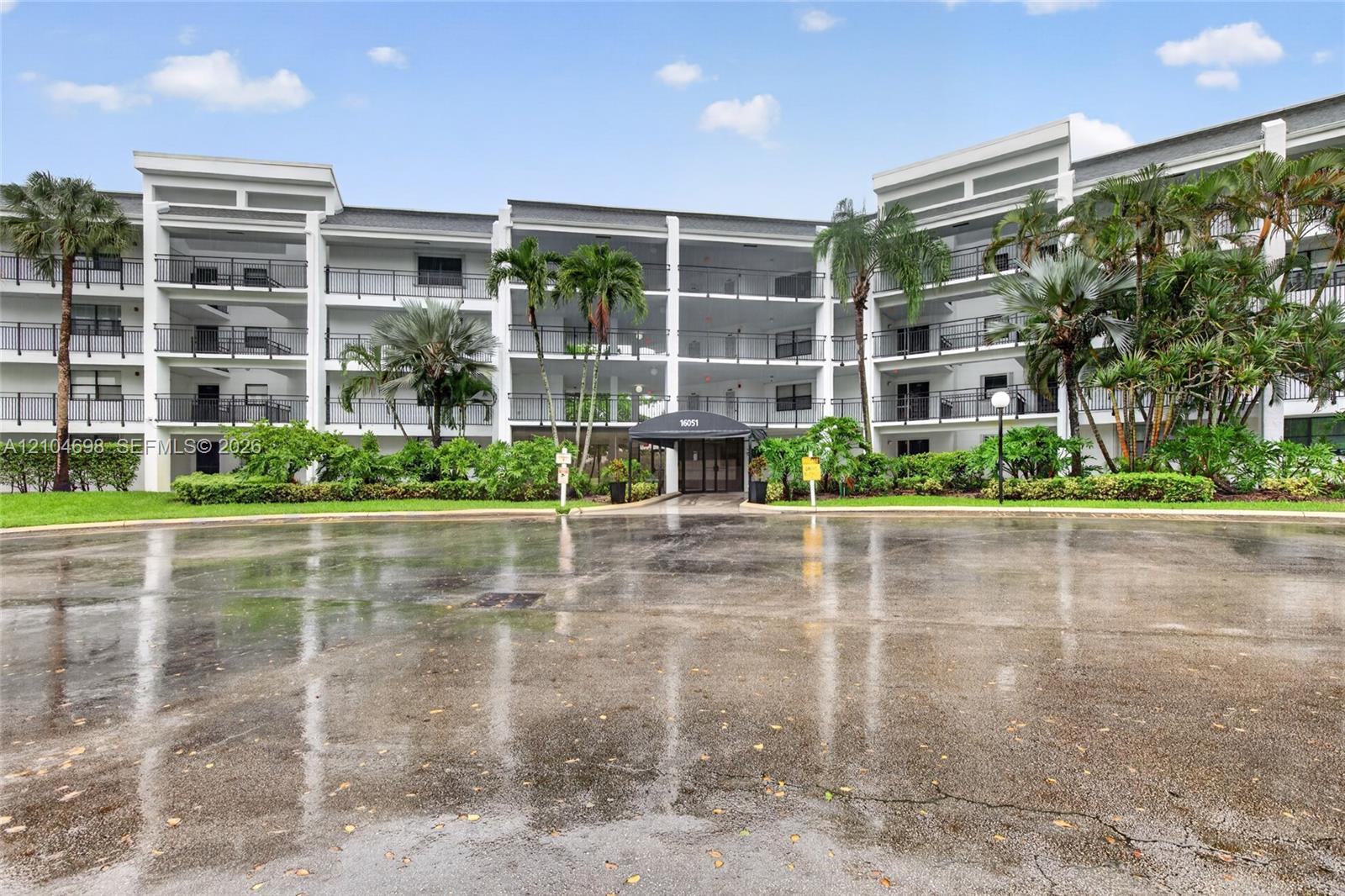 16051 Blatt Blvd # 106, Weston FL 33326