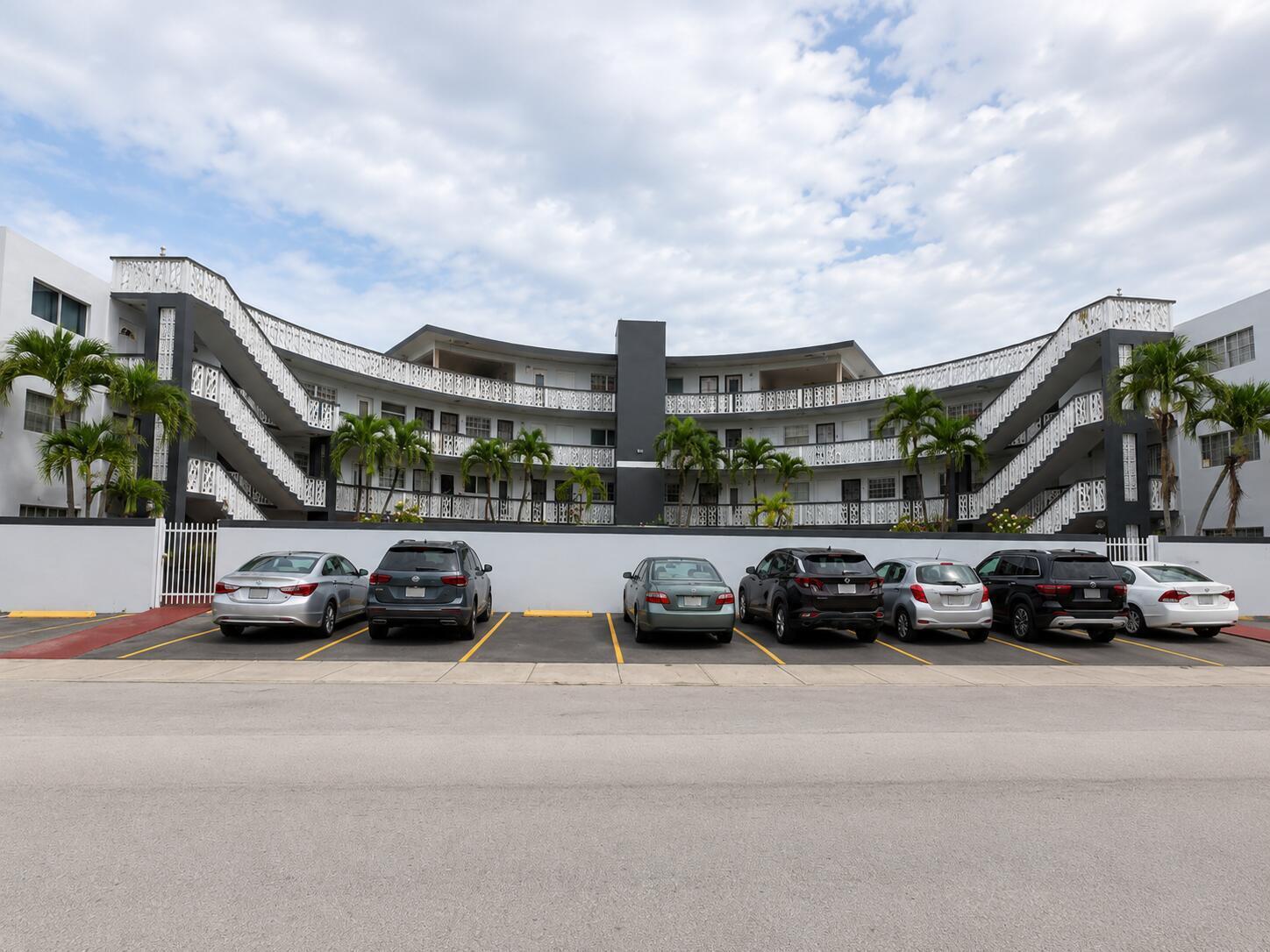 11 SW 52ND Avenue # 7B, Miami FL 33134 photo 4