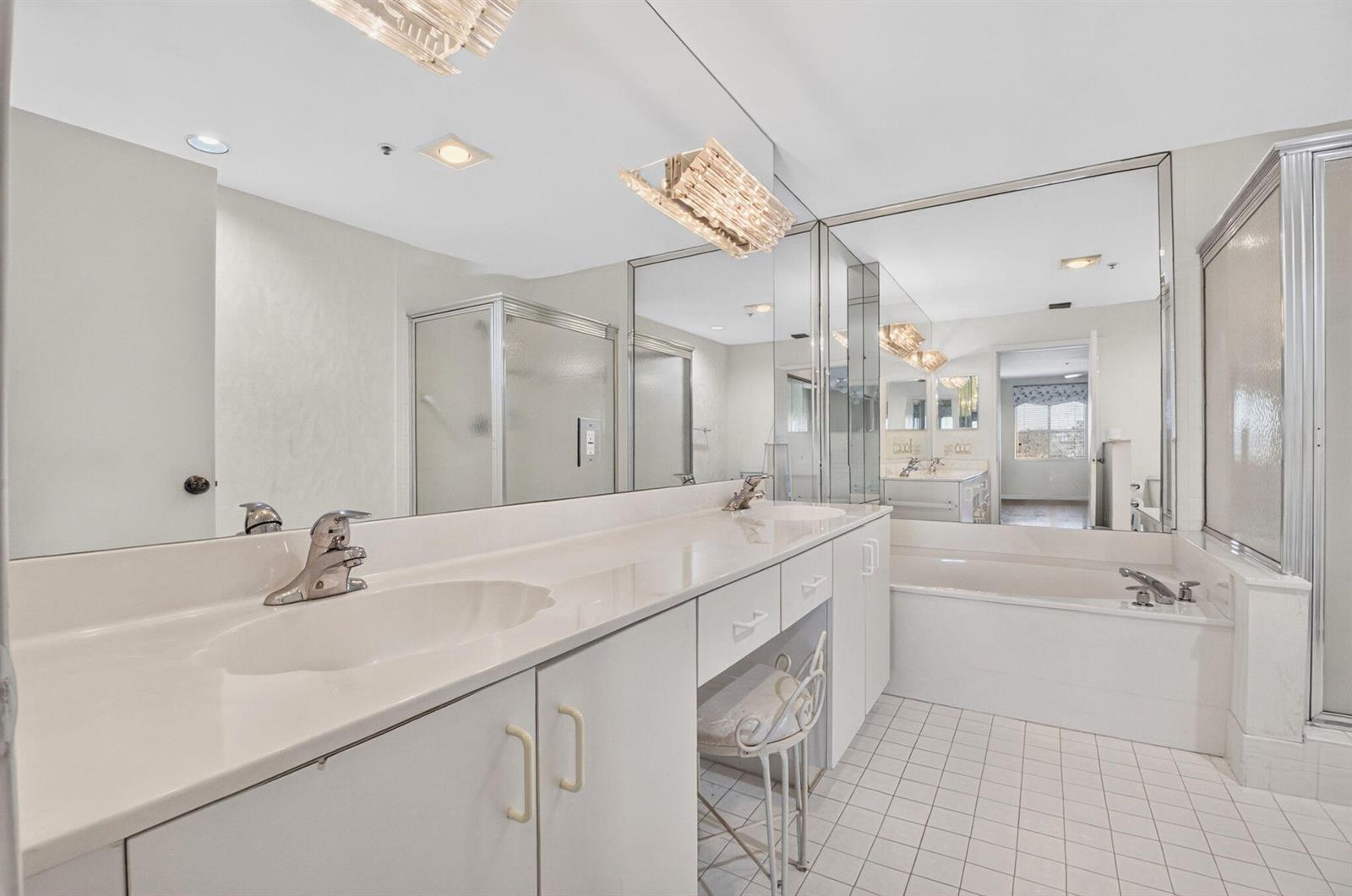 5952 Regal Glen Drive # 203, Boynton Beach FL 33437 photo 4