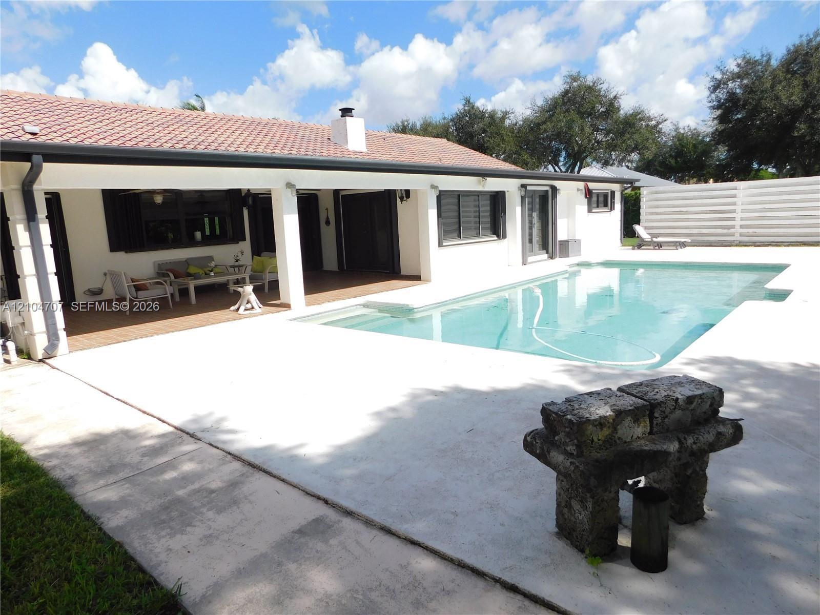20500 SW 198th St, Miami FL 33187 photo 4