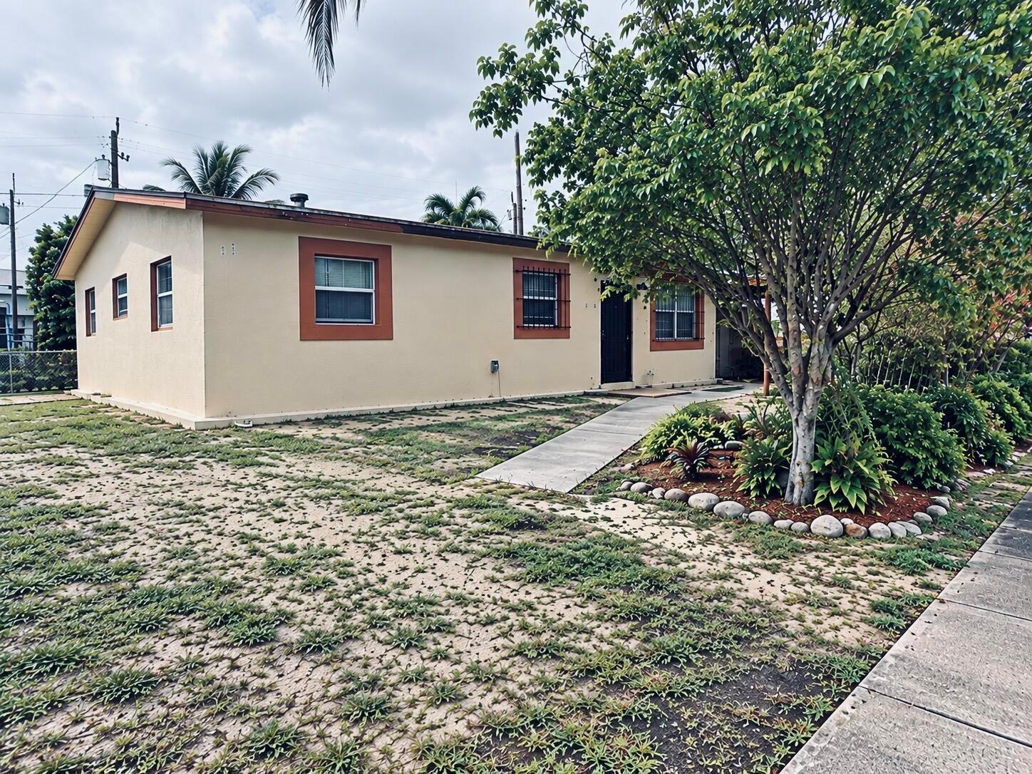 930 NE 52ND Court, Deerfield Beach FL 33064
