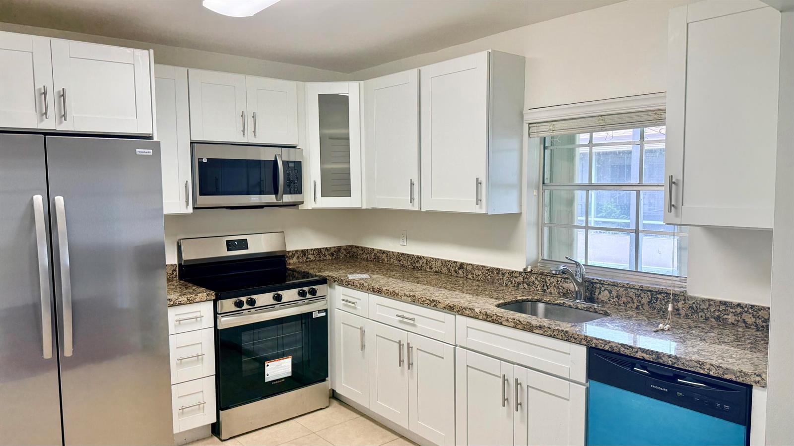 8061 SW 20TH Place # 8061, Davie FL 33324 photo 2