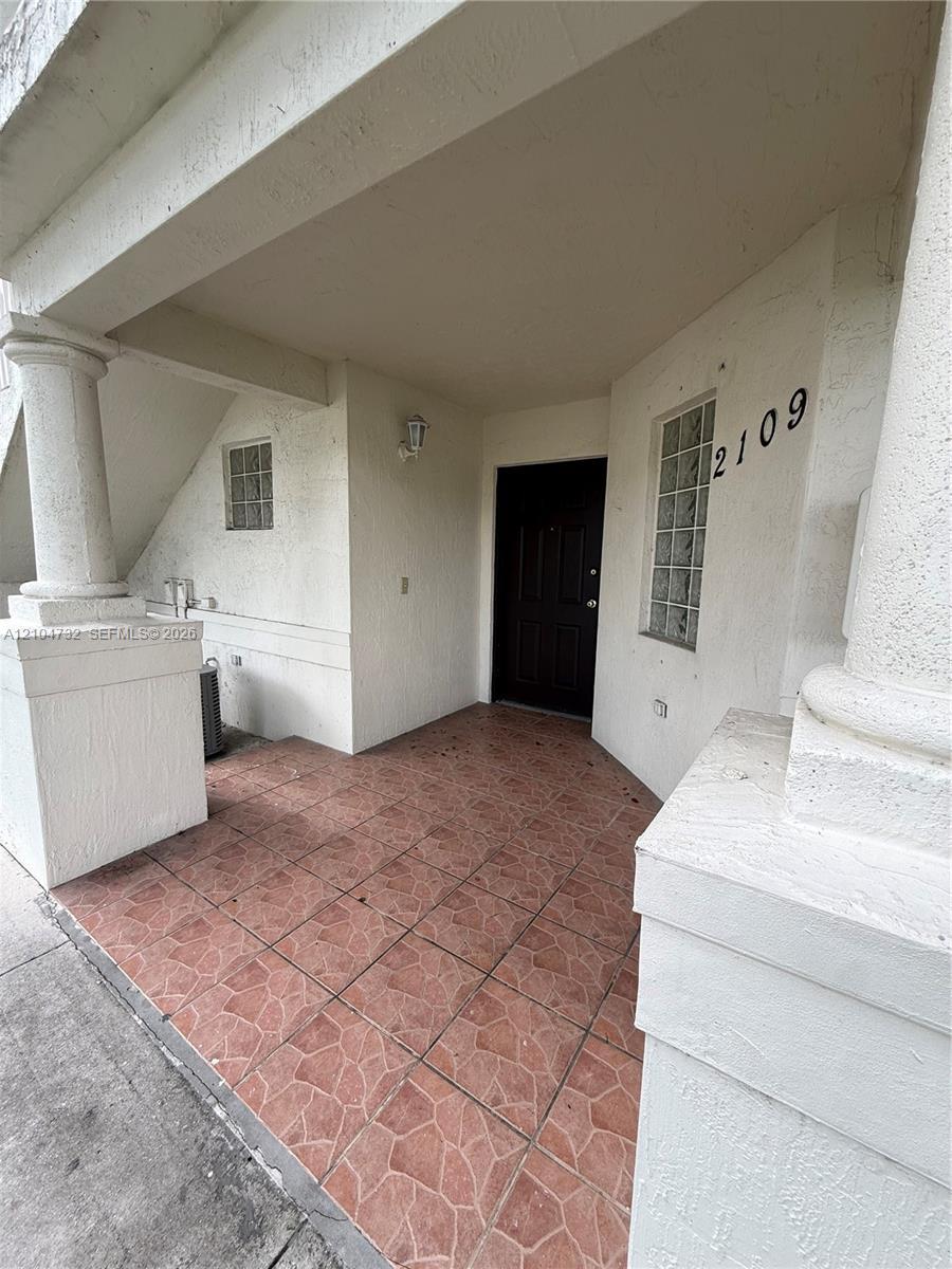 11121 NW 89th Ter # 2109, Doral FL 33178 photo 2