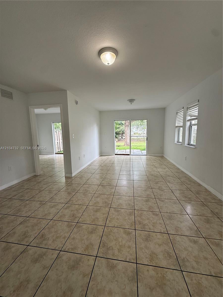 11121 NW 89th Ter # 2109, Doral FL 33178 photo 4