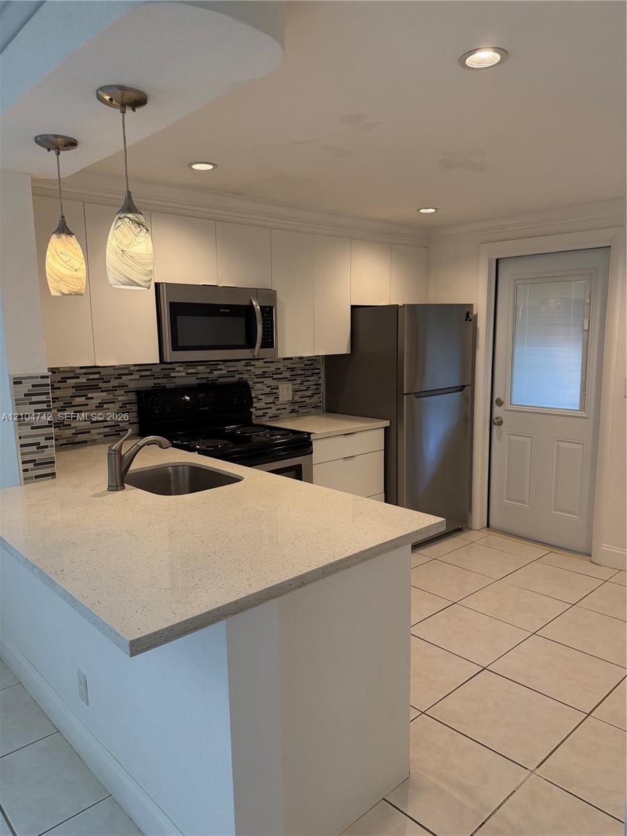 3777 NW 78 AVE # 1A, Davie FL 33024 photo 3
