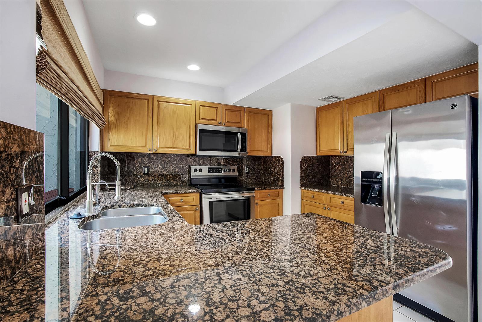 3015 OAKTREE Lane Unit 277, Hollywood FL 33021 photo 5