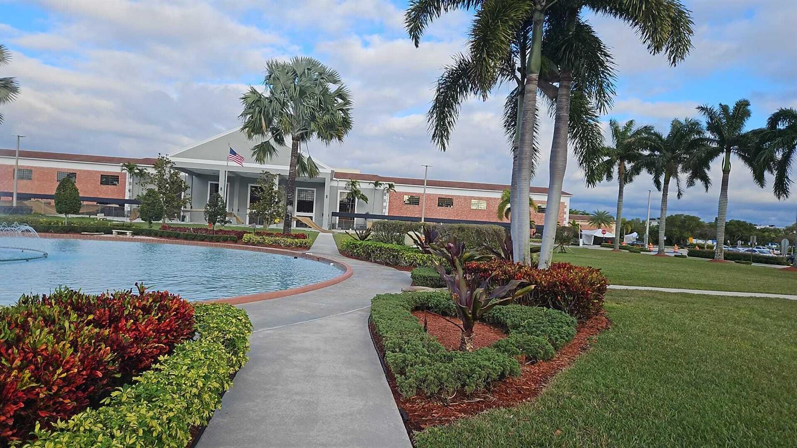120 Preston Way, Boca Raton FL 33434 photo 2